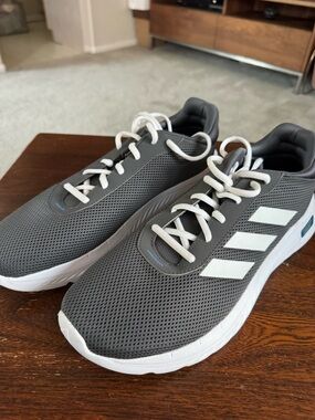 adidas Men's Cloudfoam Grey Mesh Sneakers with White Stripes